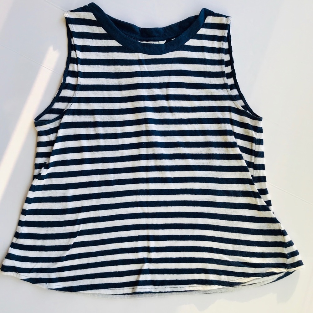 Vineyard Vines Blue and White Striped Tank